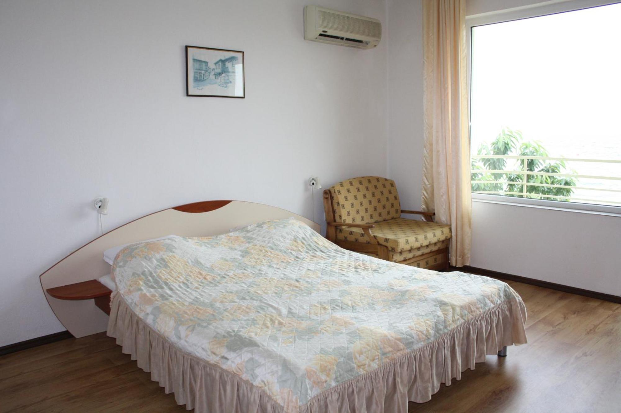 Harmony Beach Family Hotel เนเซบาร์ ภายนอก รูปภาพ
