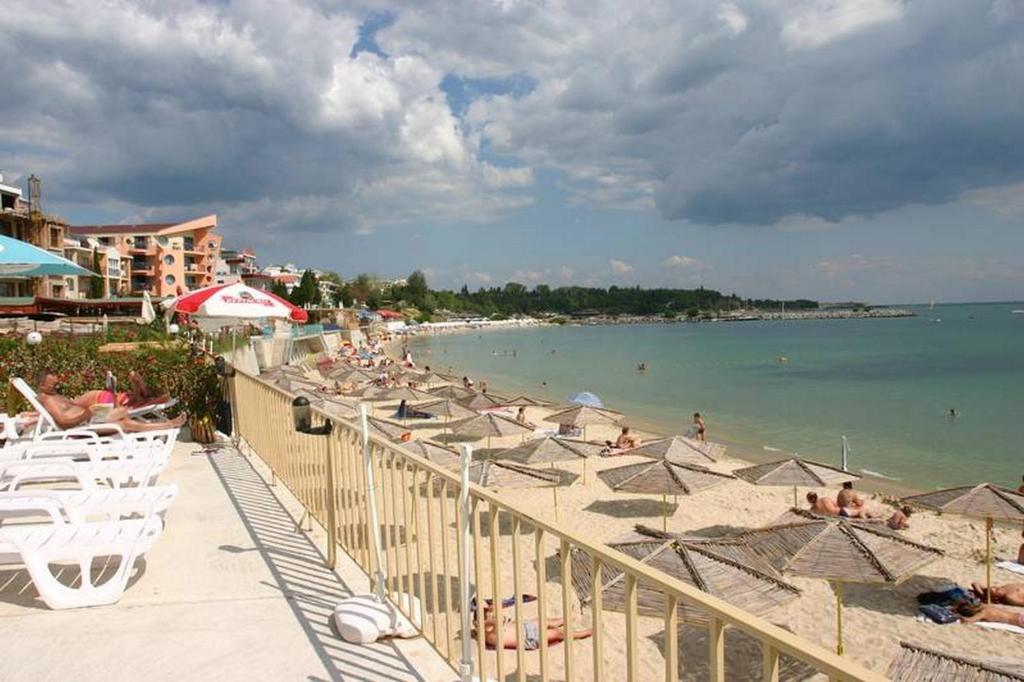 Harmony Beach Family Hotel เนเซบาร์ ภายนอก รูปภาพ
